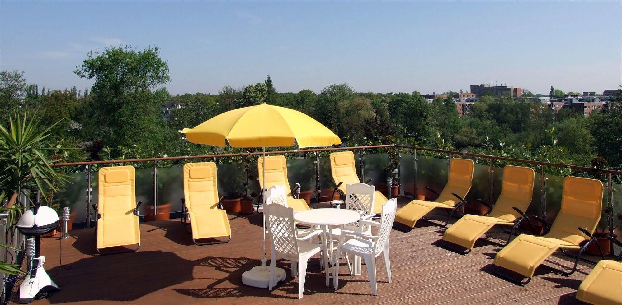Hotel Kubrat An Der Spree Берлін Екстер'єр фото